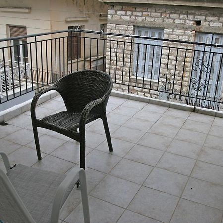 Ρήγας: Όμορφα Στο Μεσολόγγι, Διαμέρισμα Β2 Eksteriør billede