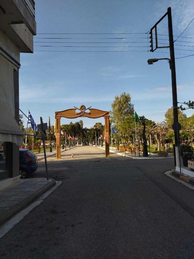 Ρήγας: Όμορφα Στο Μεσολόγγι, Διαμέρισμα Β2 Eksteriør billede